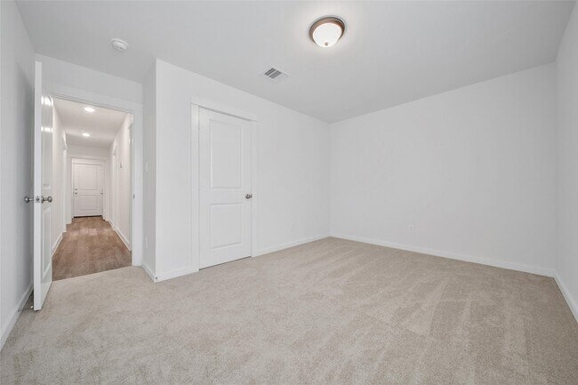 Building Photo - 141 County Rd 5102B