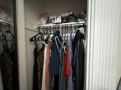 Building Photo - 448 Park Dr