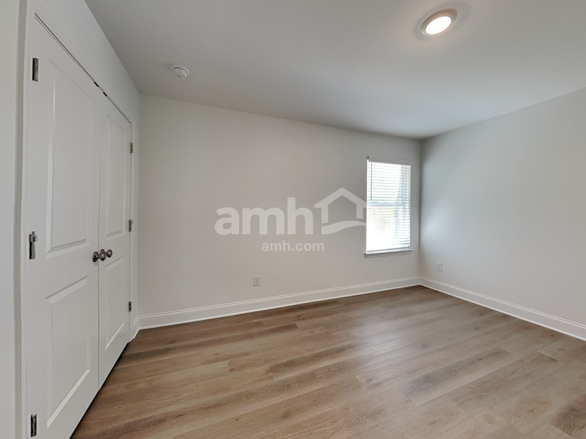 Building Photo - 190 Hickory Pointe Rd