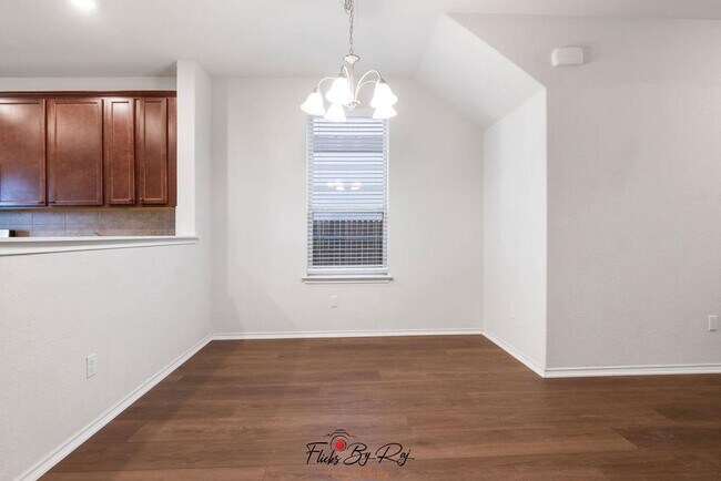 Building Photo - 279 Zuma Dr