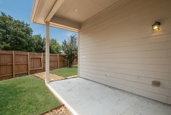 Building Photo - 12027 Mill Village