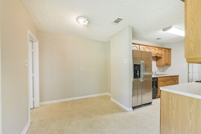 Building Photo - 26560 Sorters Rd