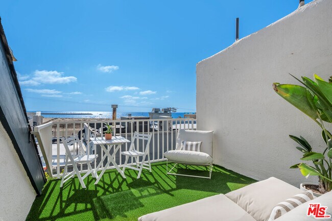 Building Photo - 24 Westwind St