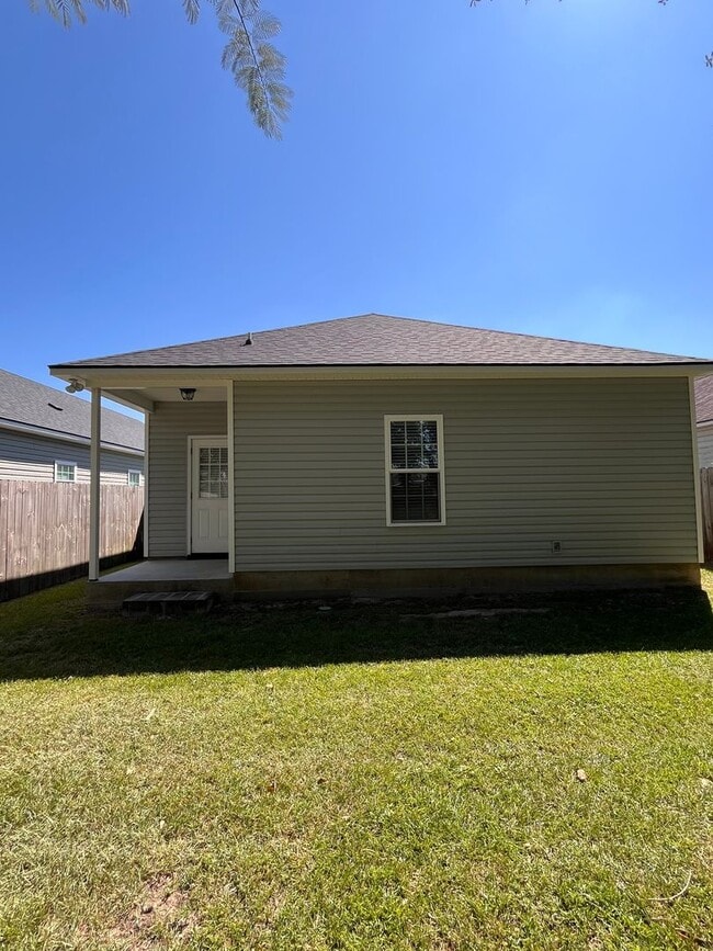 Building Photo - 4141 Barrington Dr