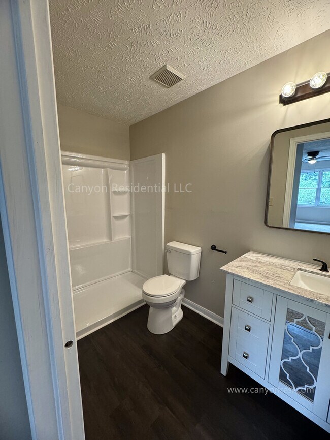 Building Photo - 6556 Rhemish Dr