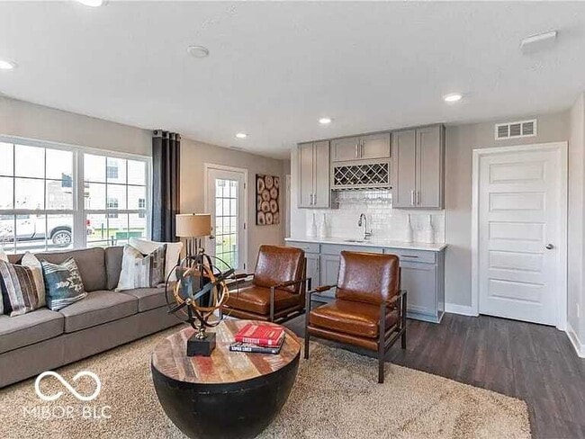 Building Photo - 7010 Sunstone Pl