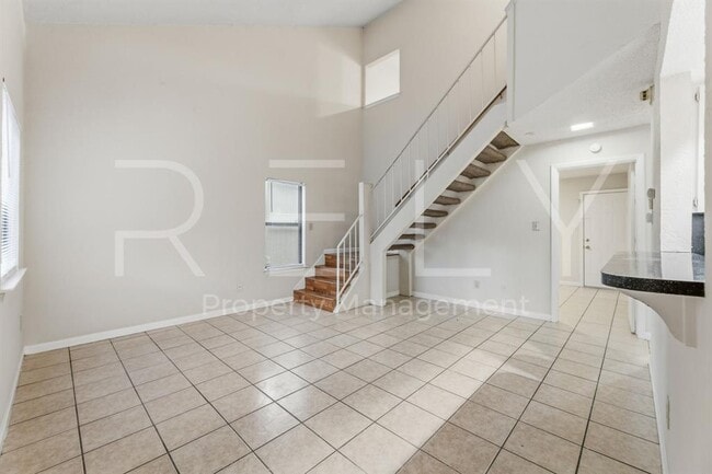 Building Photo - 1005 Milford Way