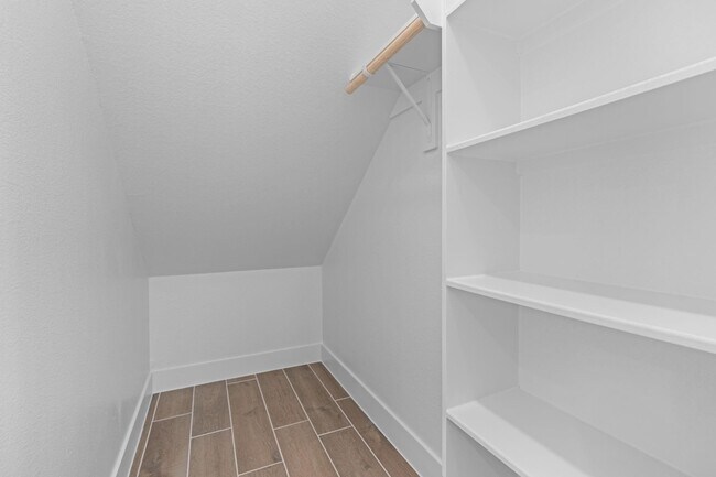 Building Photo - 1312 Shaded Rock Dr