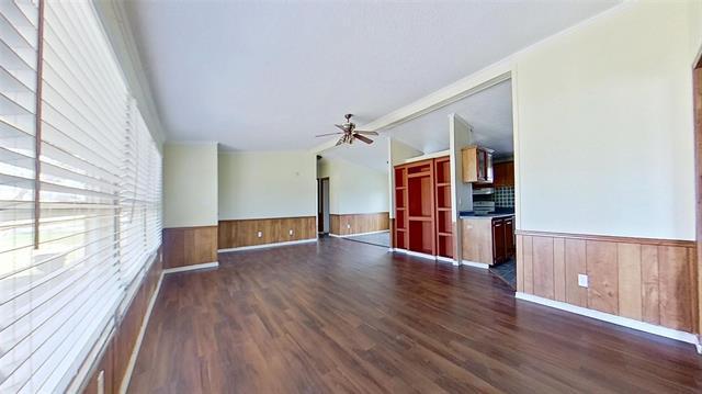 Building Photo - 1106 Spring Flower Dr