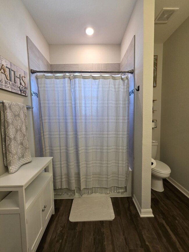 Building Photo - GORGEOUS 4-Bedroom, 3-Bathroom Pool Home, ...