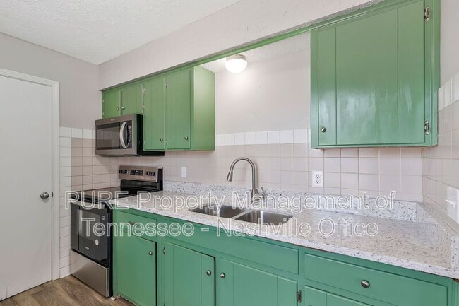 Primary Photo - 215C Prince Ave