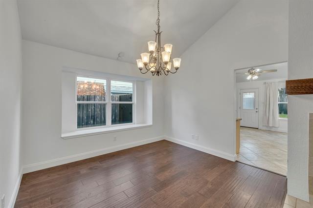 Building Photo - 3354 Summerfield Dr