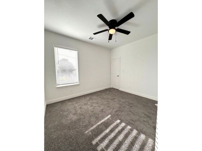 Building Photo - 7710 Darnay Dr