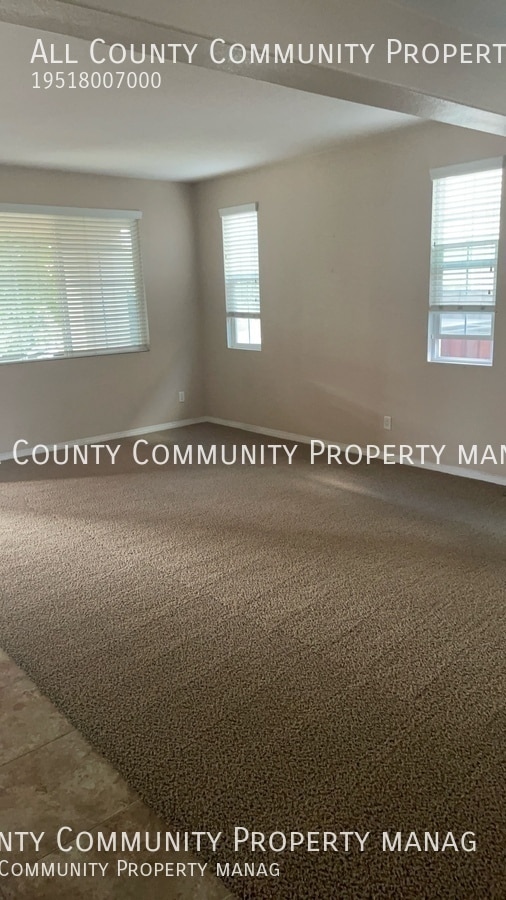 Building Photo - 40298 Hannah Way