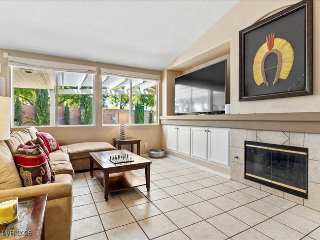 Building Photo - 2547 Serenity Hollow Dr