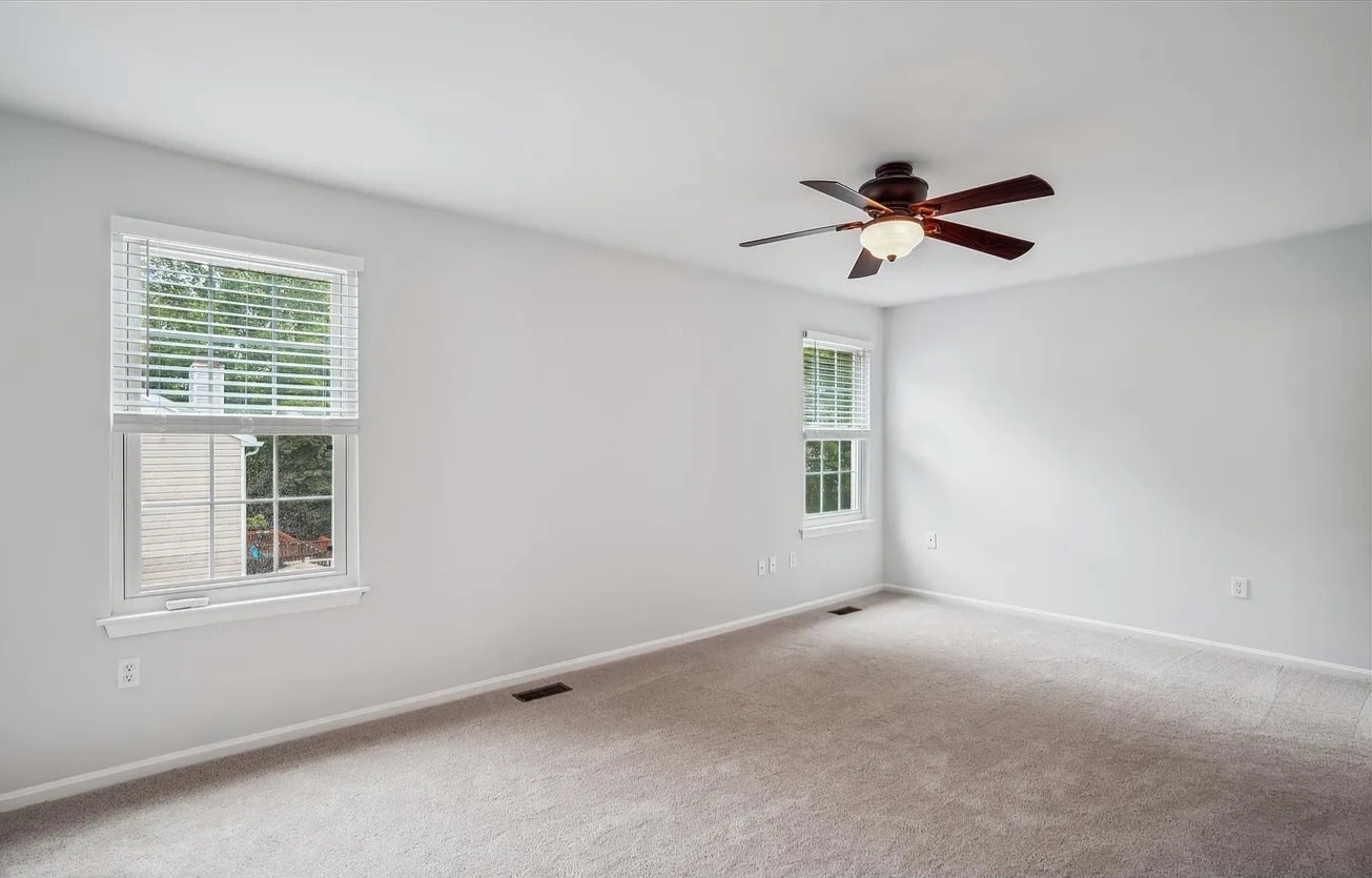Building Photo - 11756 Lone Tree Ct