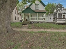 Building Photo - 637 Prospect Ave NE