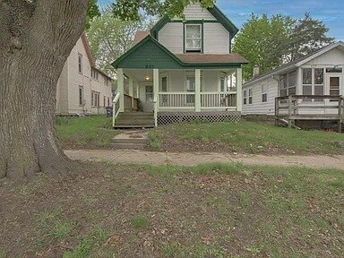 Primary Photo - 637 Prospect Ave NE