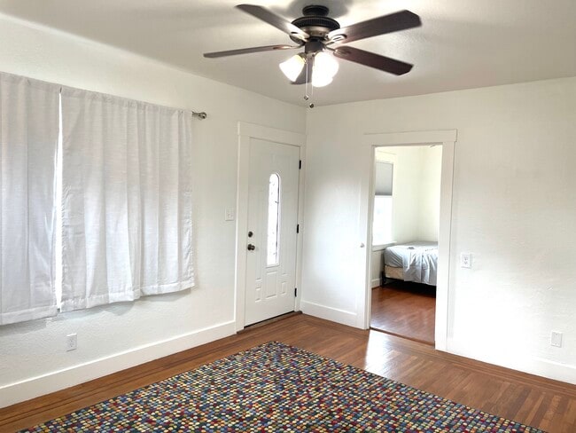 Building Photo - 3105 58th St