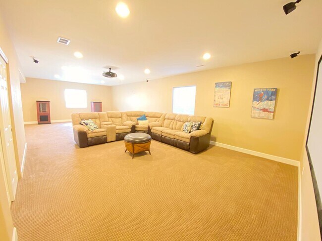 Building Photo - 6106 Wolf Village Dr