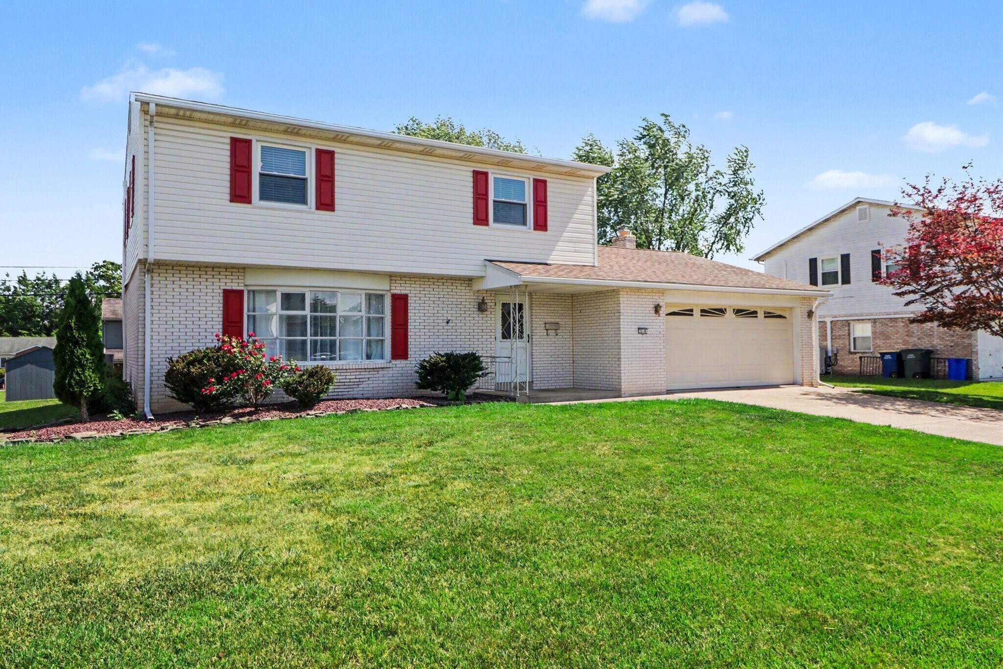 Building Photo - 314 Somerset Dr