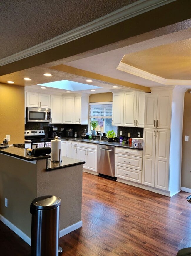 Building Photo - Well maintained 4bd Bothell home!