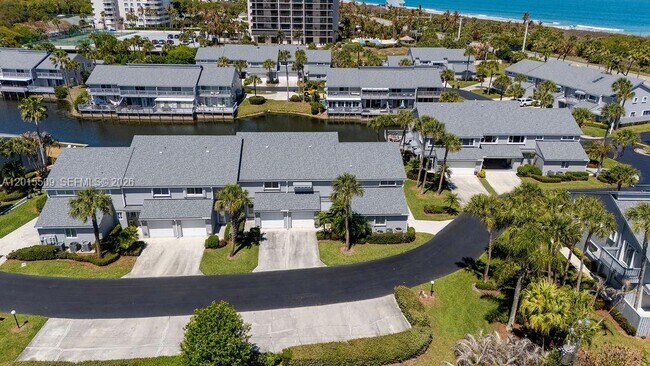 Building Photo - 4949 N Hwy A1A