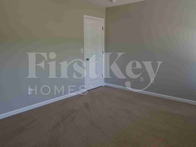 Building Photo - 901 Leatherstone Ln