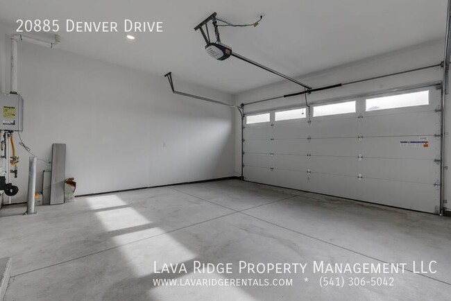 Building Photo - 20885 Denver Dr