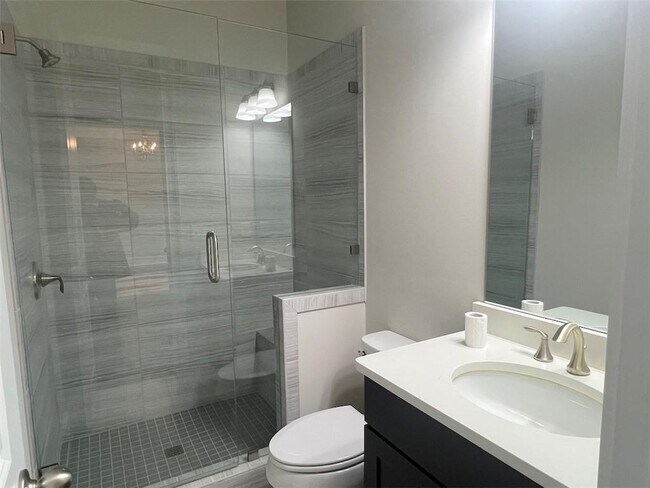 Building Photo - 8025 Kelsey Pl