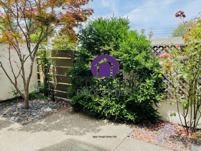 Building Photo - Stokley Properties Presents 5 Zurich Ct, P...