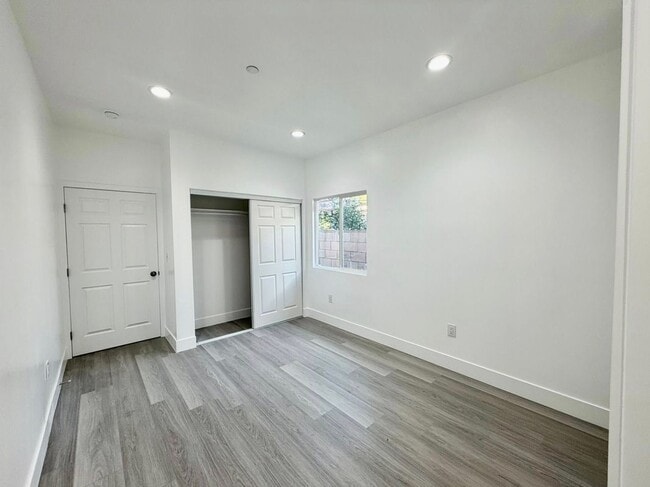 Building Photo - 11522 June St