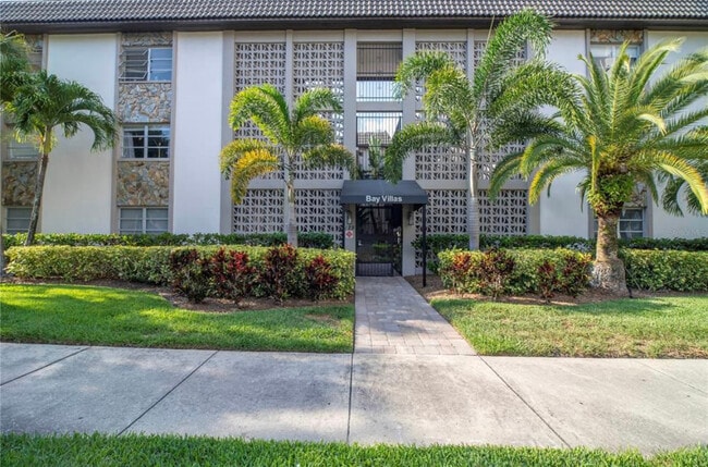 Building Photo - 125 5th Ave NE