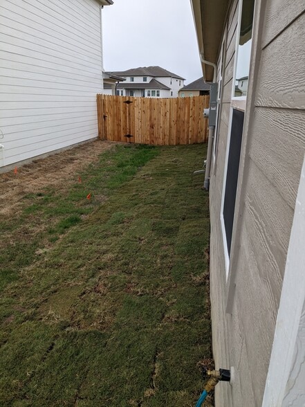Side Yard - 6826 Turnpike