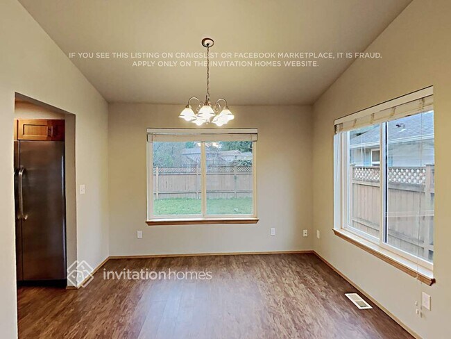 Building Photo - 15472 Chestnut Dr SE