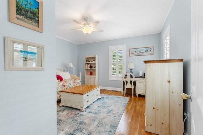 Building Photo - 46 Yale Ave