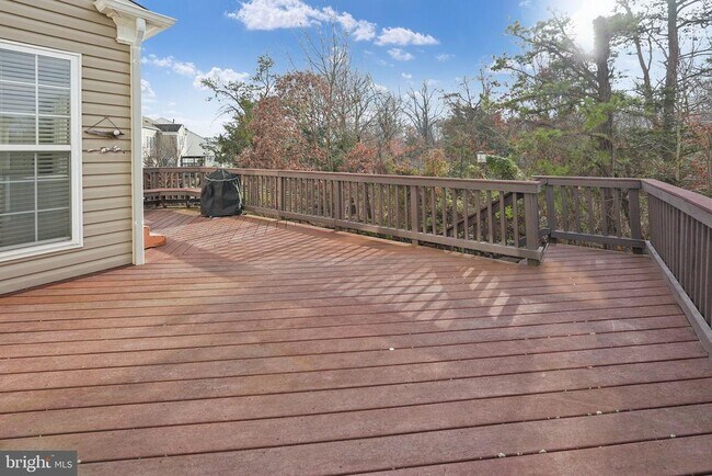 Building Photo - 6046 Smooth Stone Pl