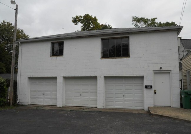 Building Photo - 293-297 E Prospect St