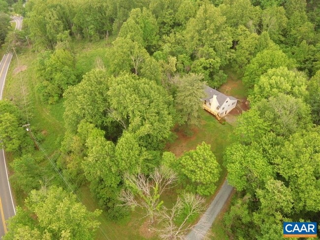 Building Photo - 14150 James River Rd