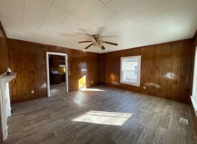 Building Photo - 2 Bedroom 1 Bathroom