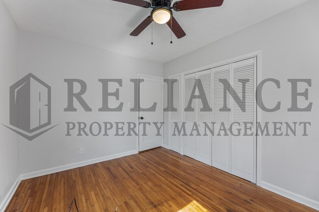 Building Photo - 653 Harding St