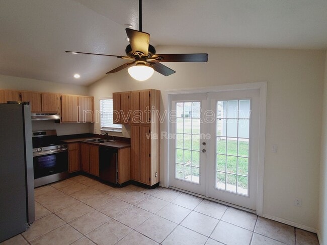 Building Photo - 12488 Huckleberry Finn Dr