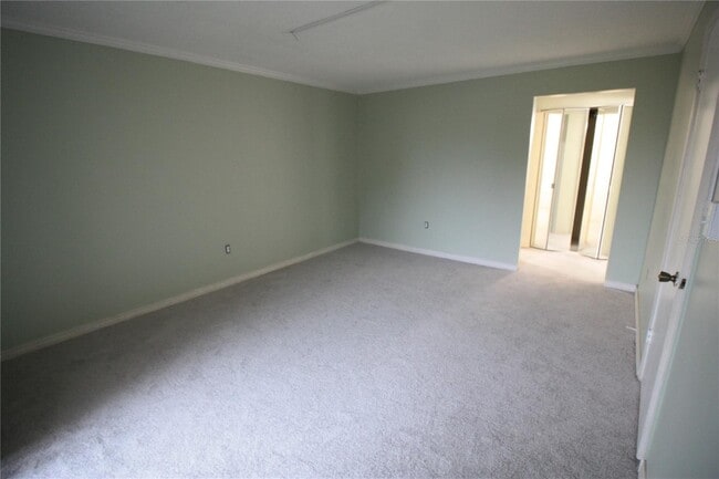Building Photo - 540 Orange Dr
