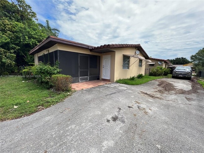 Primary Photo - 5133 SW 43rd Terrace