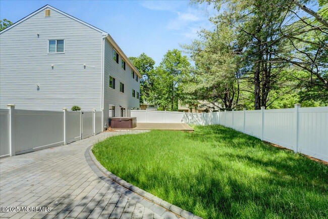 Building Photo - 85 Lone Star Ln
