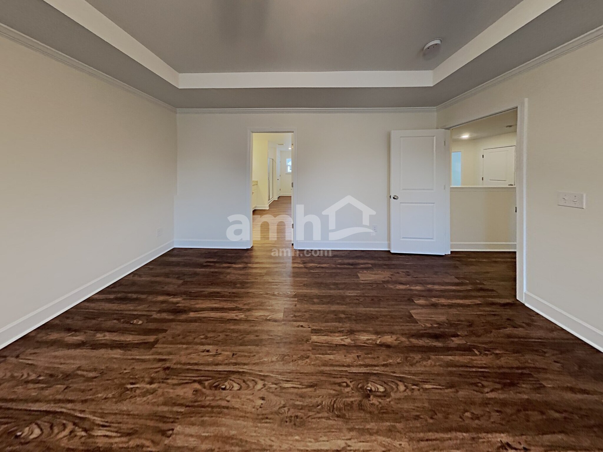 Building Photo - 2924 Throneberry Ln
