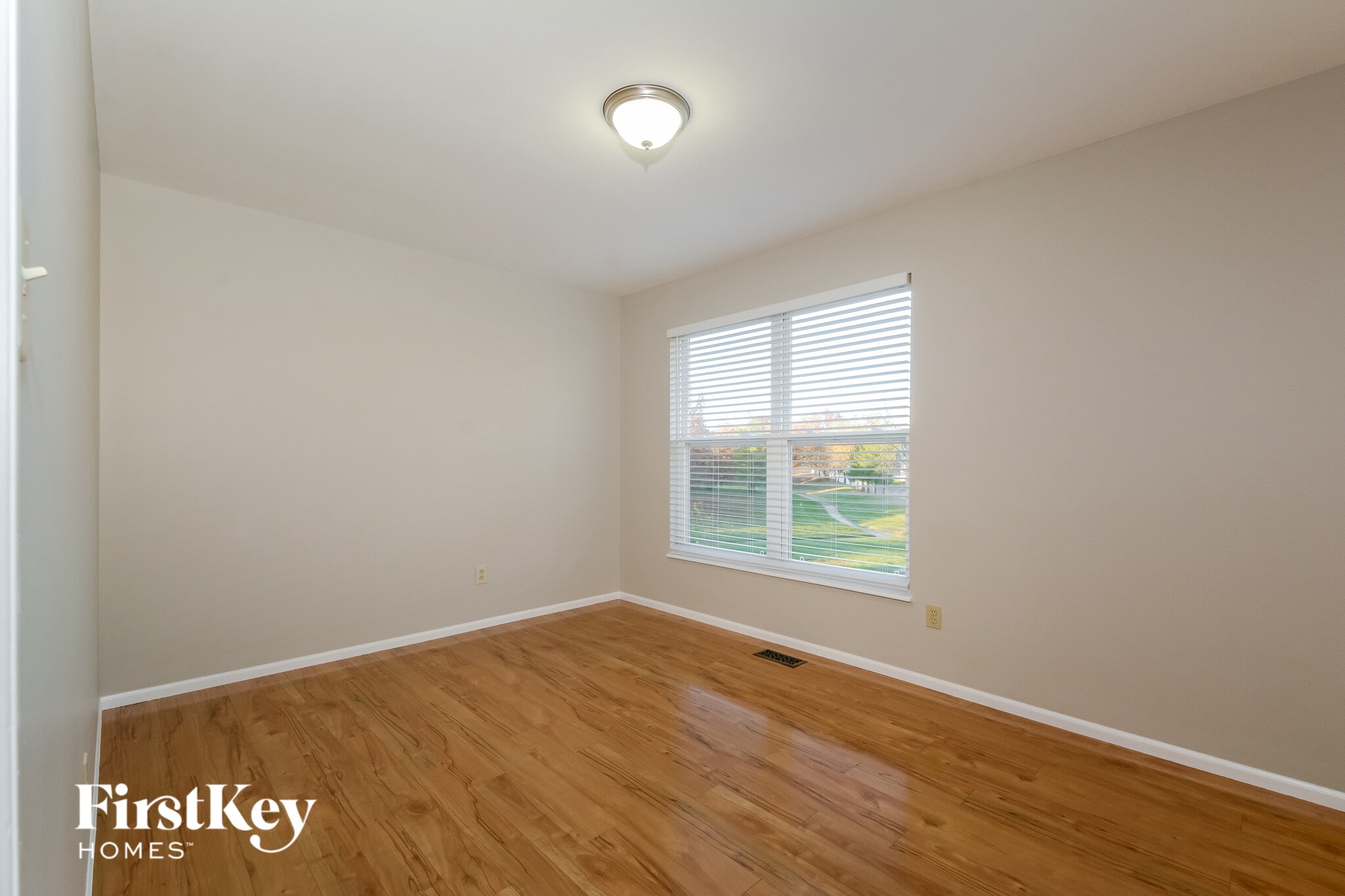 Building Photo - 284 Bluemont Ct