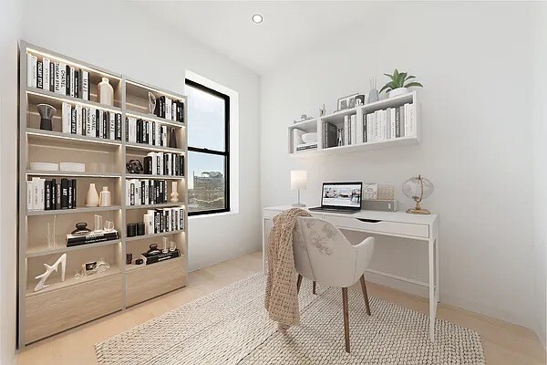 Building Photo - 1551 Eastern Pky