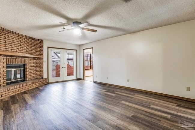 Building Photo - 6327 Heart Pine Dr