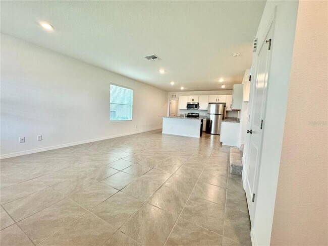 Building Photo - 15056 Windflower Aly